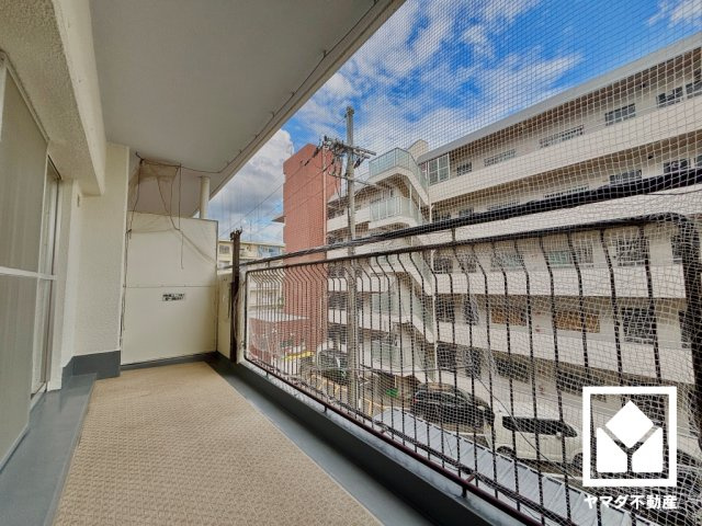 京都市伏見区深草北鍵屋町の中古マンションのバルコニー