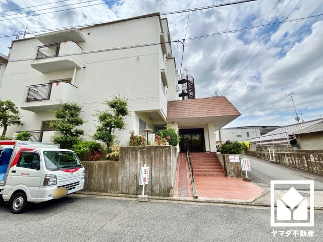 京都市伏見区深草北鍵屋町の中古マンションの外観