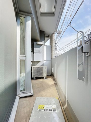 【バルコニー】 | フレンシア椎名町 | 月額管理料無料！賃貸管理はアブレイズパートナーズにお任せを！