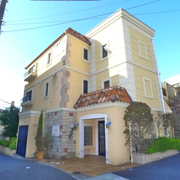 La Florence (ﾗﾌﾛｰﾚﾝｽ)の外観