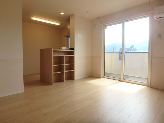 ダコタ・ハウスの居間・リビング|LDK10.9帖