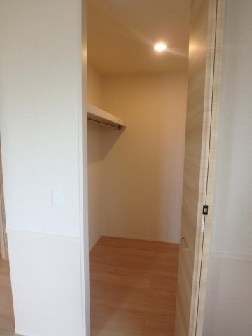 ダコタ・ハウスの収納|ウォークインクローゼット