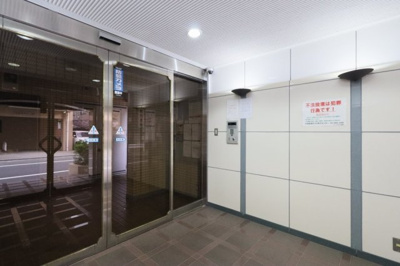 【エントランス】 | ベルサイユ池上第３