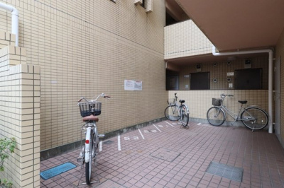 【その他共用部分】 | ベルサイユ池上第３ | 駐輪場