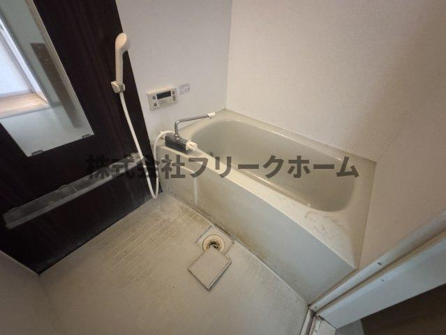 小金井市中町３丁目の賃貸マンションの浴室