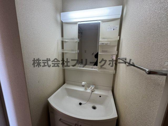 小金井市中町３丁目の賃貸マンションの洗面所