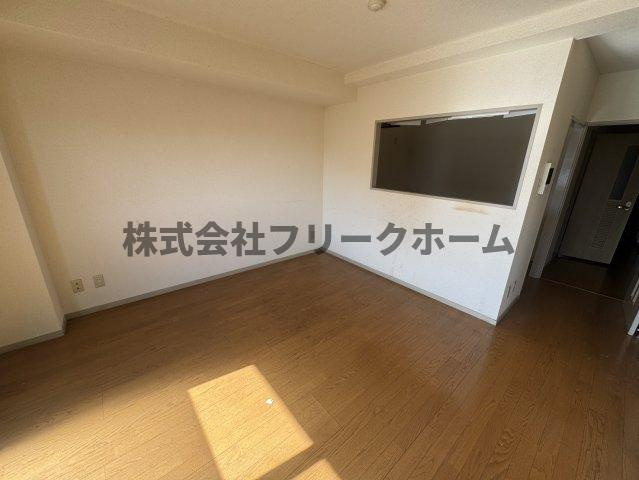 小金井市中町３丁目の賃貸マンションの居間・リビング