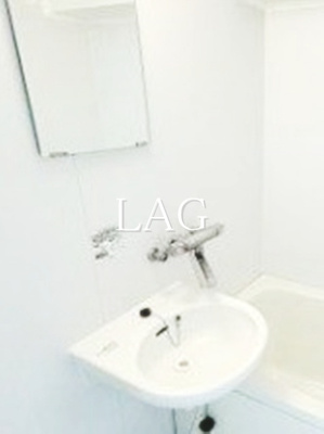 【洗面所】 | メゾン三晴 | 洗面台です。