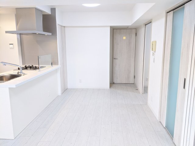 シャトー橿原の居間・リビング