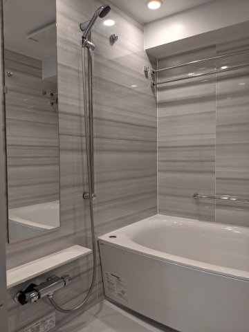 シャトー橿原の浴室