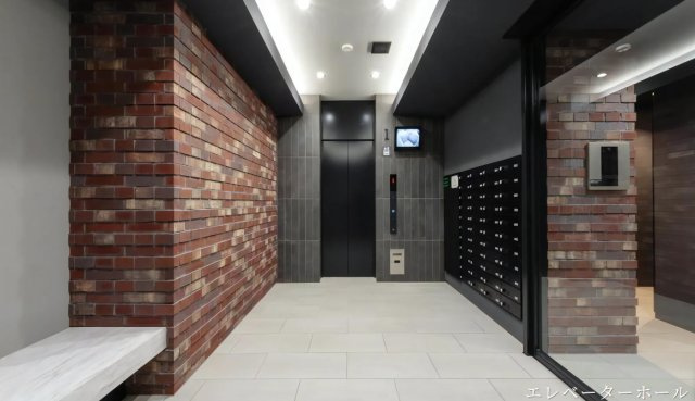 Ｂｒｅｅｚｅ横浜公園のロビー