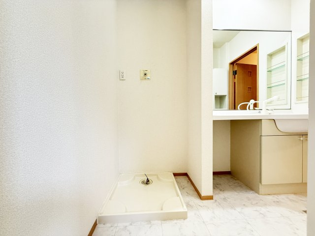 エクセル２１の収納|洋室4.2帖ウォークインクローゼット