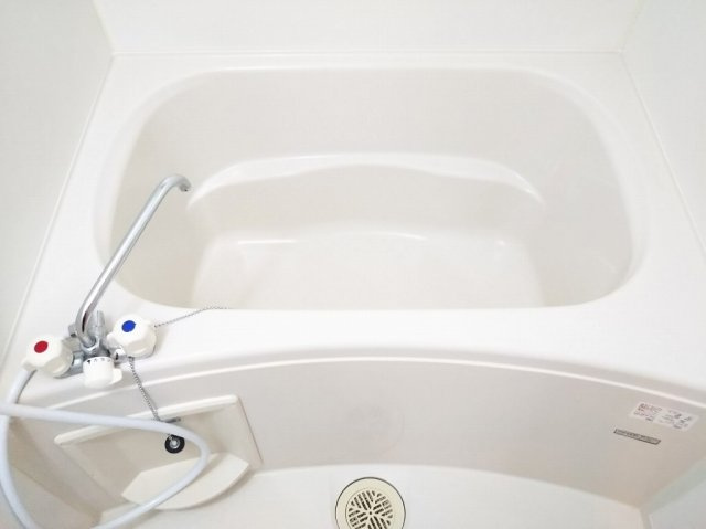 レオパレスキャッスルの浴室|画像8