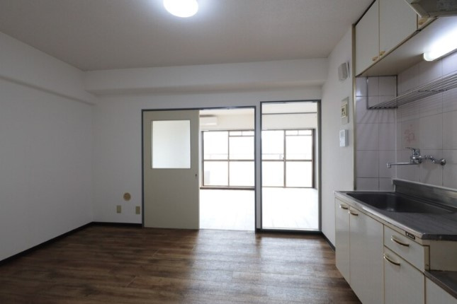 【居間・リビング】