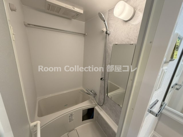 エスリード名古屋STATION NORTHの浴室|同シリーズイメージ写真
反転色違い
現況と異なる場合現況優先