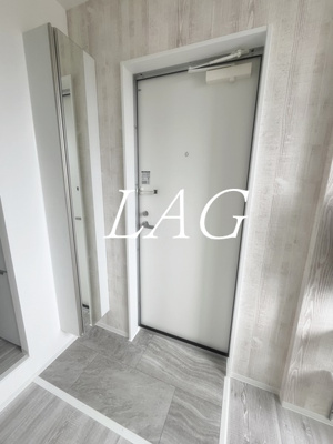 【玄関】 | Ｌｕｃｅ町屋 | 玄関です。