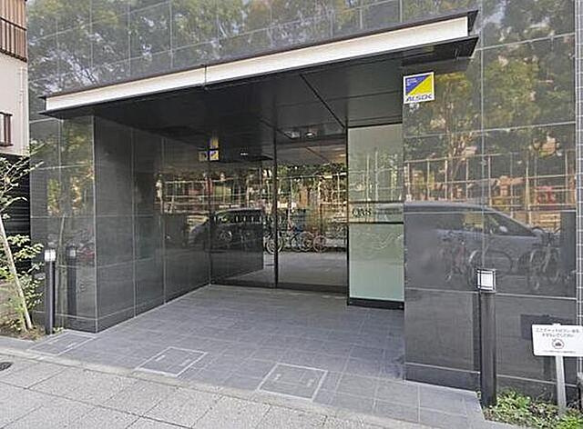 クオス横浜大通り公園のロビー