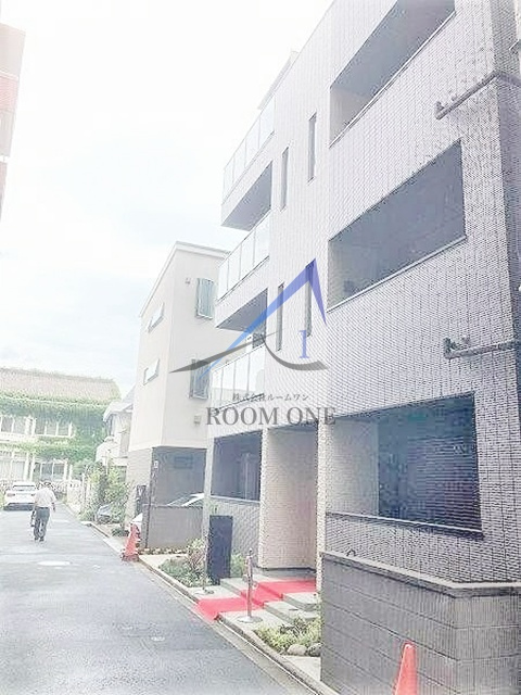 Ａ’　ＬＡ　ＭＡＩＳＯＮ　ＬＵＡＮＡ