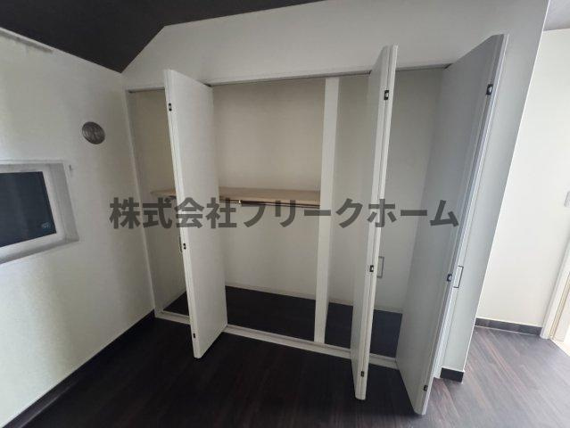 武蔵野市関前５丁目のアパートの収納