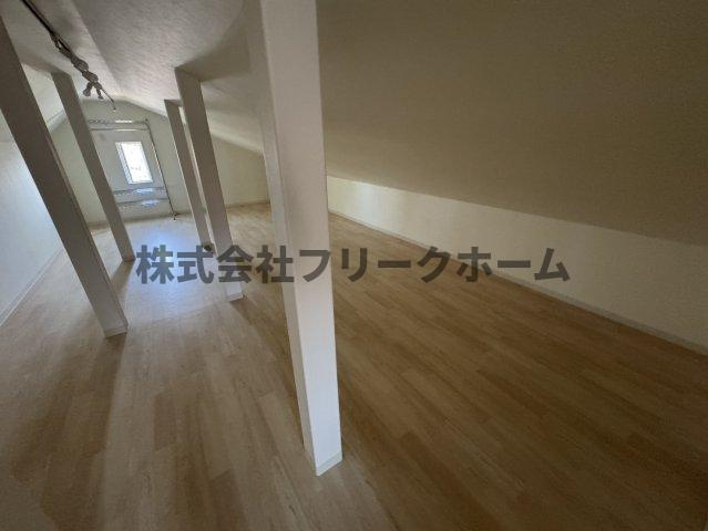 武蔵野市関前５丁目のアパートの寝室