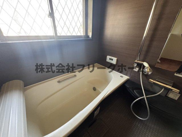 武蔵野市関前５丁目のアパートの浴室