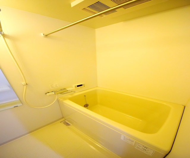 元町ハイツの浴室