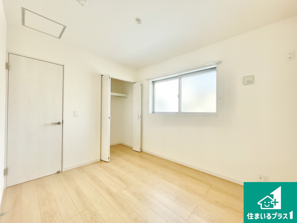 堺市堺区山本町　中古戸建の洋室|使い勝手のいい洋室です