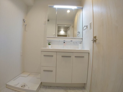 【独立洗面台】