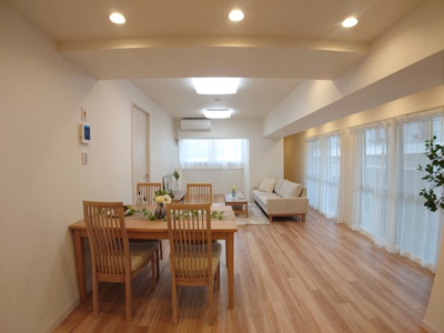 【居間・リビング】