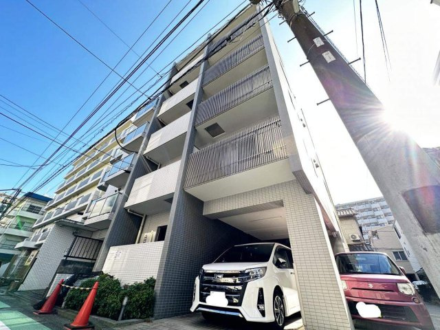 滝沢ビルの外観