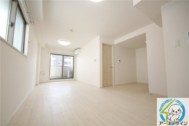 Lis　Bonheur　大久保の居間・リビング|※類似写真