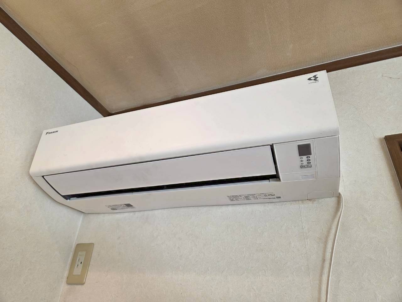 【茶室があるお家】帯広市西9条南14丁目　中古住宅の洋室