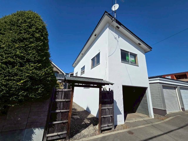 【茶室があるお家】帯広市西9条南14丁目　中古住宅の外観|未登記家屋