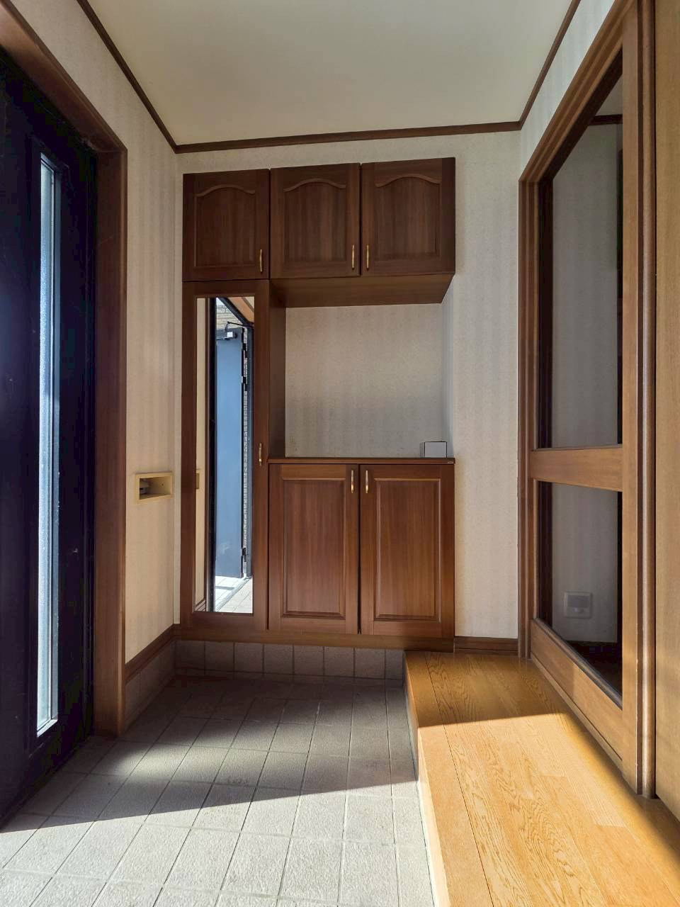 【茶室があるお家】帯広市西9条南14丁目　中古住宅の玄関