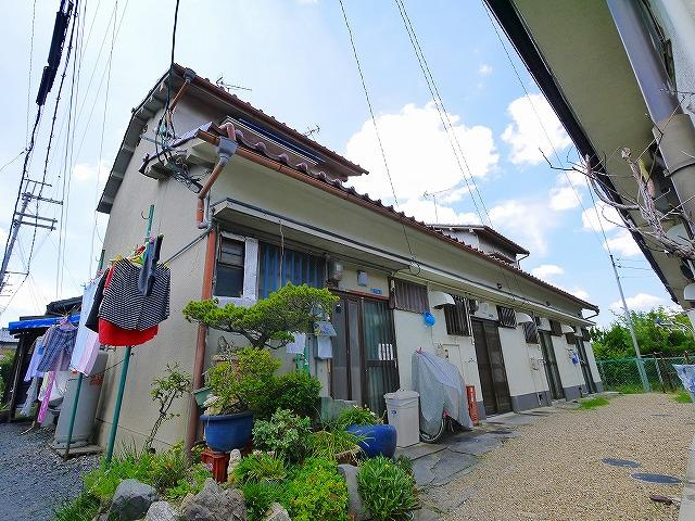 六条七番住宅の外観