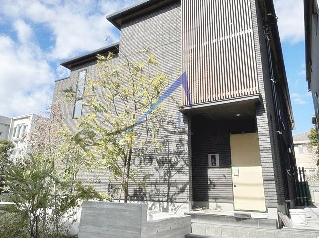 ＧＡＲＤＥＮ　ＴＥＲＲＡＣＥ　ＷＥＳＴ