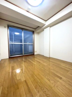 プレジュールメゾンⅣの居間・リビング