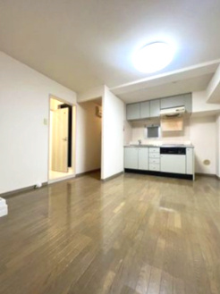 プレジュールメゾンⅣの居間・リビング