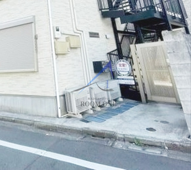 ソレイユ仲六郷のエントランス|エントランスです。