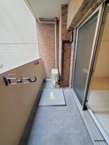 プレサンス難波幸町 仲介手数料無料のバルコニー