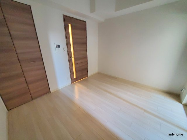 プレサンス難波幸町 仲介手数料無料の居間・リビング