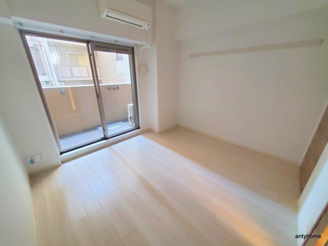 プレサンス難波幸町 仲介手数料無料の寝室