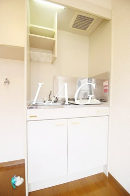 【キッチン】 | ドミシルＡｙａ七番館 | キッチンです。