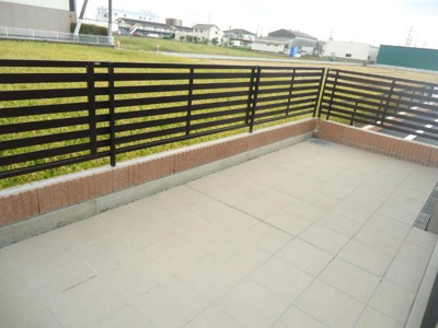 【バルコニー】 | ラフィーネA | オープンテラス