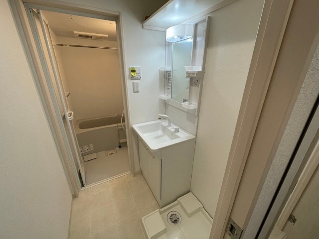 CB久留米シニフィアンの洗面所|広い洗面スペースです★