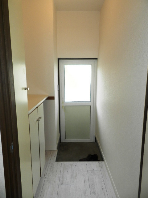 クリスタルハイツの玄関|毎日通る玄関はこちらです