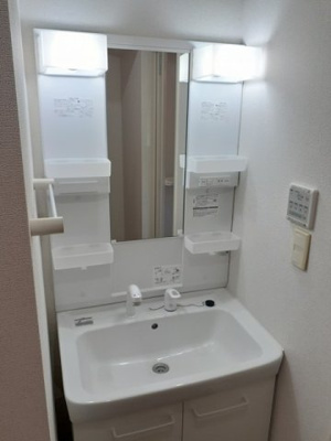 【洗面所】 | サンフェアリー | ゆったりとスペースのある洗面所