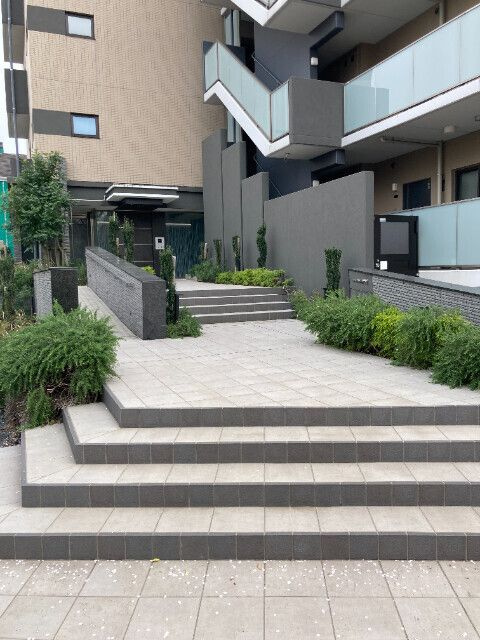 【エントランス】