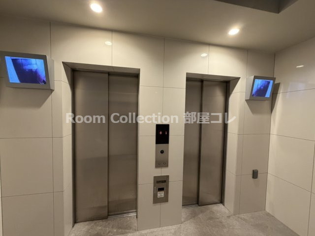 エスリード上前津LIVIAのエントランス