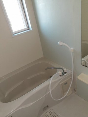 【浴室】 | セイバリーレジデンス | 落ち着いた空間のお風呂です